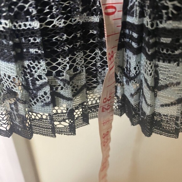 Free People Dress sz ?XS Boho Floral Lace Embroidered Cherry Blossom Min… - Picture 15 of 16